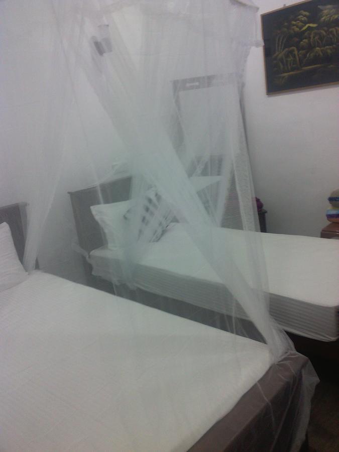 White Heart Hotell Ella Eksteriør bilde